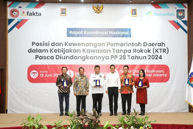 Terima Penghargaan di Rakornas KTR, Wagub Kalsel : Komitmen Tegas untuk Lingkungan Sehat