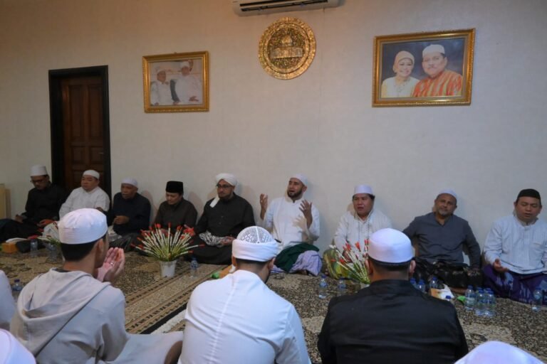 Hasnuryadi Sulaiman Gelar Syukuran Sederhana Untuk Minta Petuah dan Nasehat Dari Para Habaib dan Tuan Guru