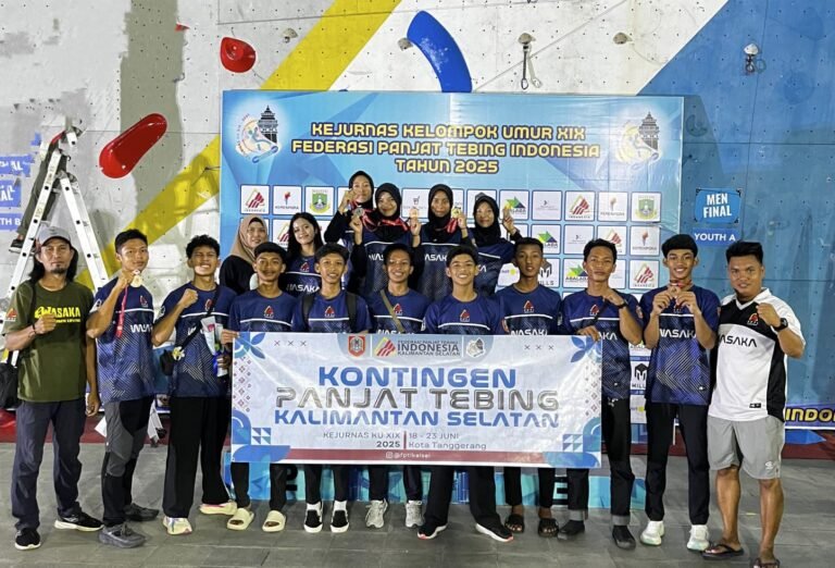 Raih 7 Medali, Kalsel Tembus 5 Besar Perolehan Medali di Kejurnas Panjat Tebing KU XIX/2025