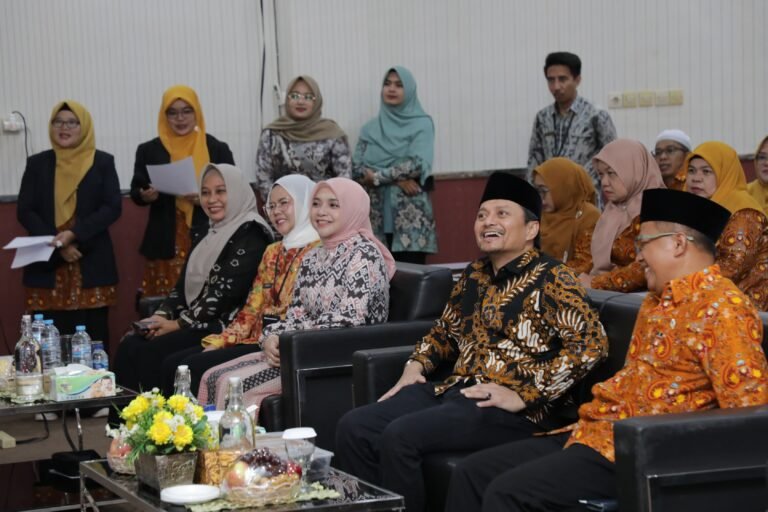 Lewat Muswil AGPAII, Wagub Kalsel Dukung Penguatan Peran Guru Agama