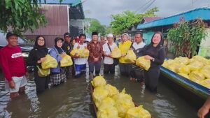 Golkar Kembali Salurkan Bantuan Logistik untuk Warga Terdampak Banjir di Kabupaten Banjar
