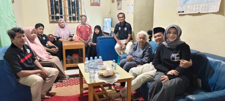 Hasnuryadi Sulaiman dan Istri Kunjungi Rumah Duka Pius Boli Koban, Sampaikan Santunan dan Bela Sungkawa