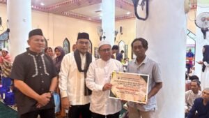 Safari Ramadan Perdana 1447 H, Pemkab Kotabaru Salurkan Bantuan untuk Tiga Kecamatan