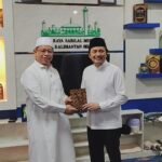 Hasnuryadi Sulaiman Salurkan Bantuan Ramadan Hasnur Group untuk Masjid Sabilal Muhtadin dan Masjid Sekitar