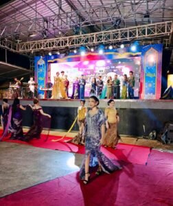 Gemerlap Kebaya di Siring Laut, SMKN 1 Kotabaru Sukses Gelar Pagelaran UKK “A Night Full of Sparkling Kebaya”