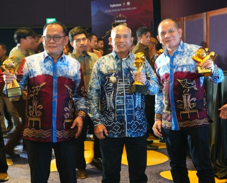 Kotabaru Borong Penghargaan Top BUMD Awards 2026, Bupati Muhammad Rusli Raih TOP Pembina BUMD