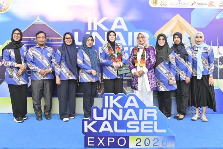 IKA UNAIR Kalsel Gelar Ekspo Pengabdian, Sediakan Beragam Layanan Kesehatan Gratis di Siring Tendean