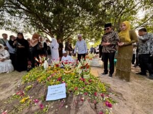 Rudy Ariffin Dimakamkan, Wagub Hasnuryadi: Sosok Bapak Pemersatu Banua
