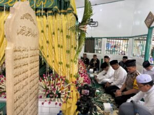 Hadiri Haul ke-80 Habib Basirih, Hasnuryadi Serukan Persatuan dan Kebersamaan Masyarakat Banua